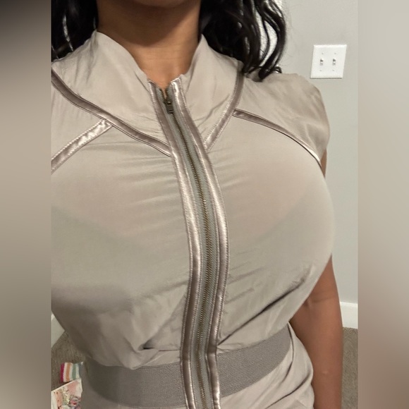 Bebe Dress - Picture 5 of 6